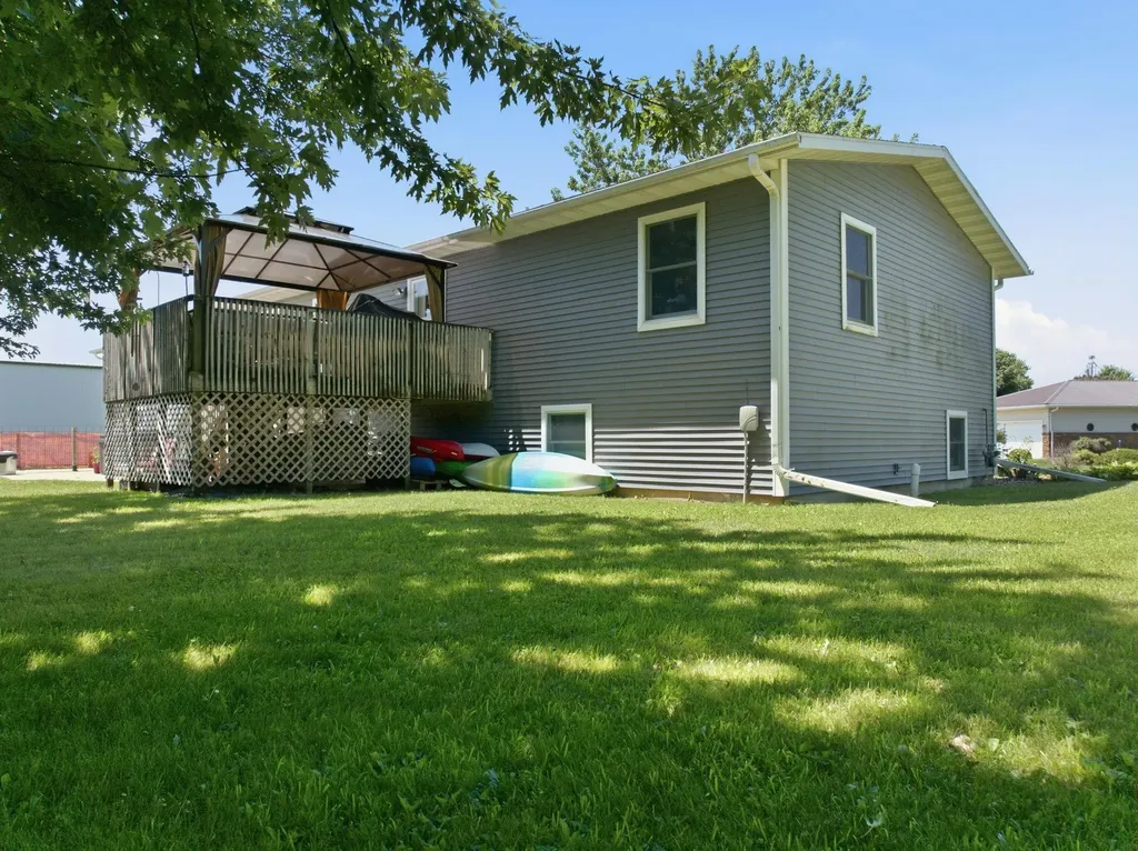 200 Country Heights Drive Sumner IA 50674