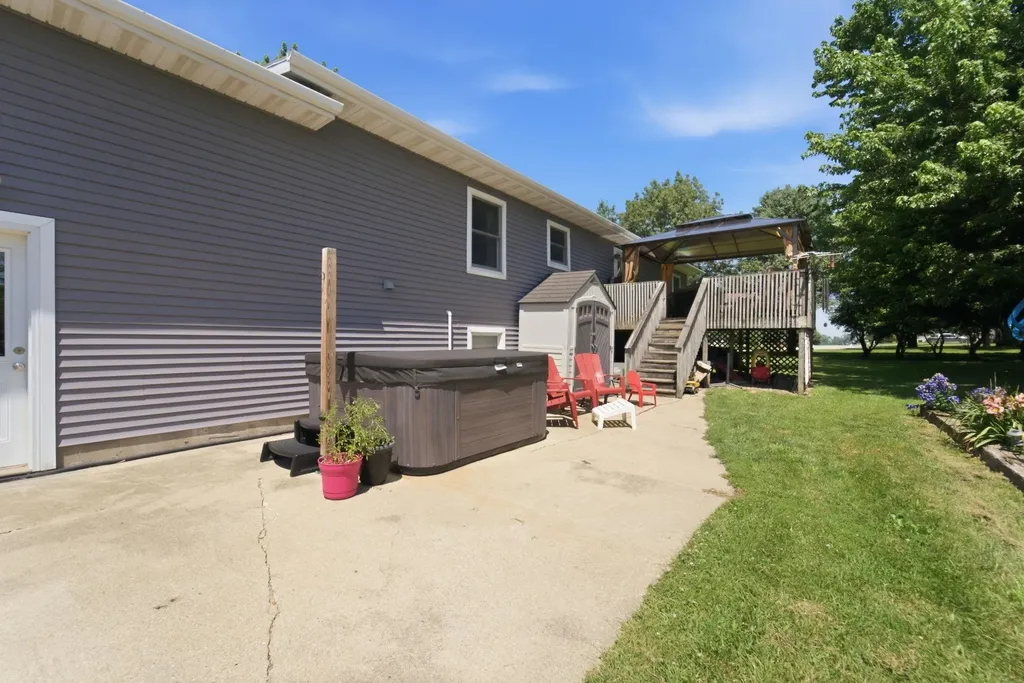 200 Country Heights Drive Sumner IA 50674