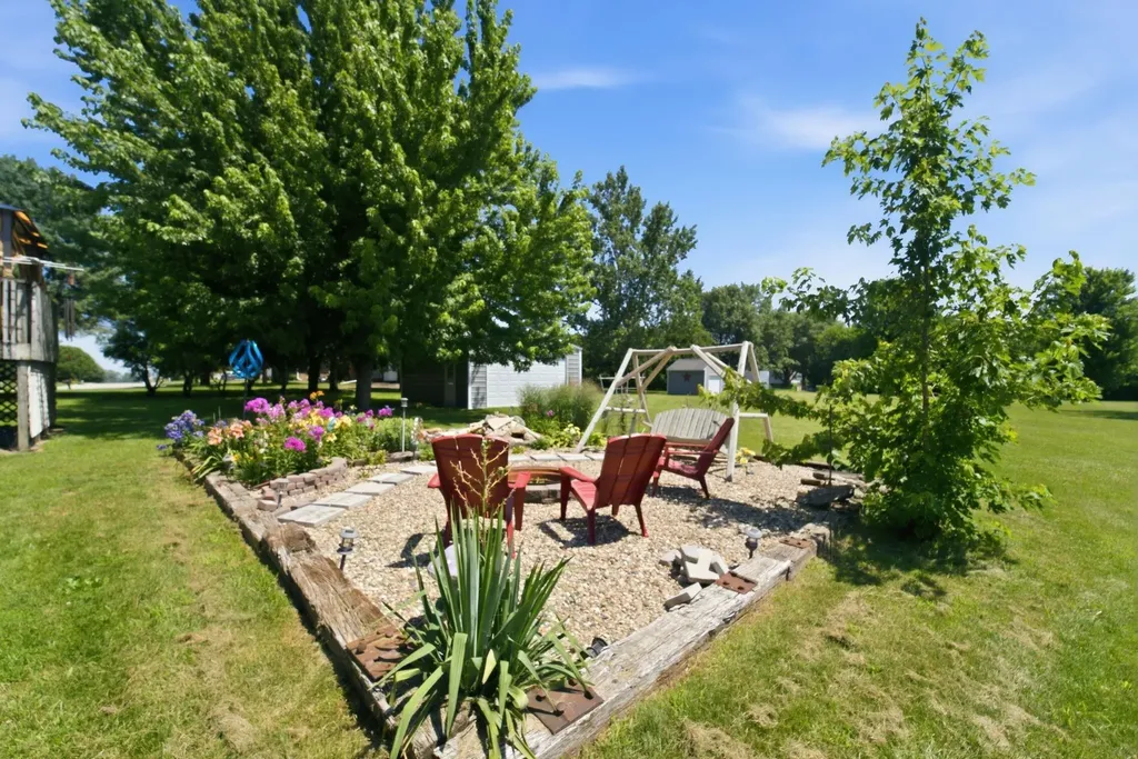 200 Country Heights Drive Sumner IA 50674