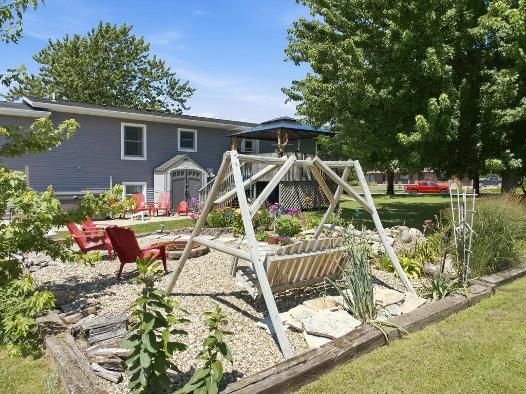 200 Country Heights Drive Sumner IA 50674