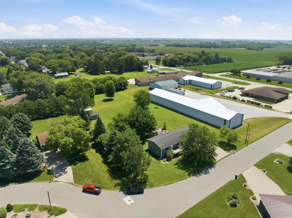200 Country Heights Drive Sumner IA 50674