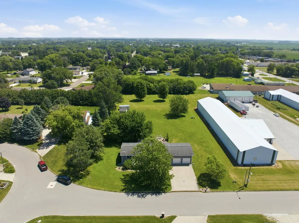 200 Country Heights Drive Sumner IA 50674