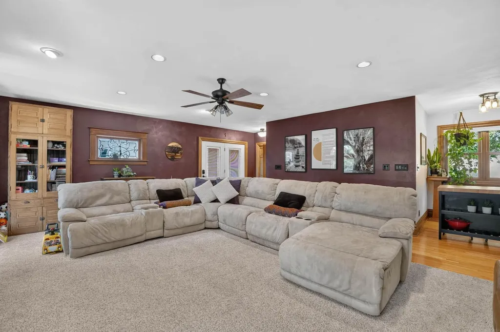 1703 Clay Street Cedar Falls IA 50613