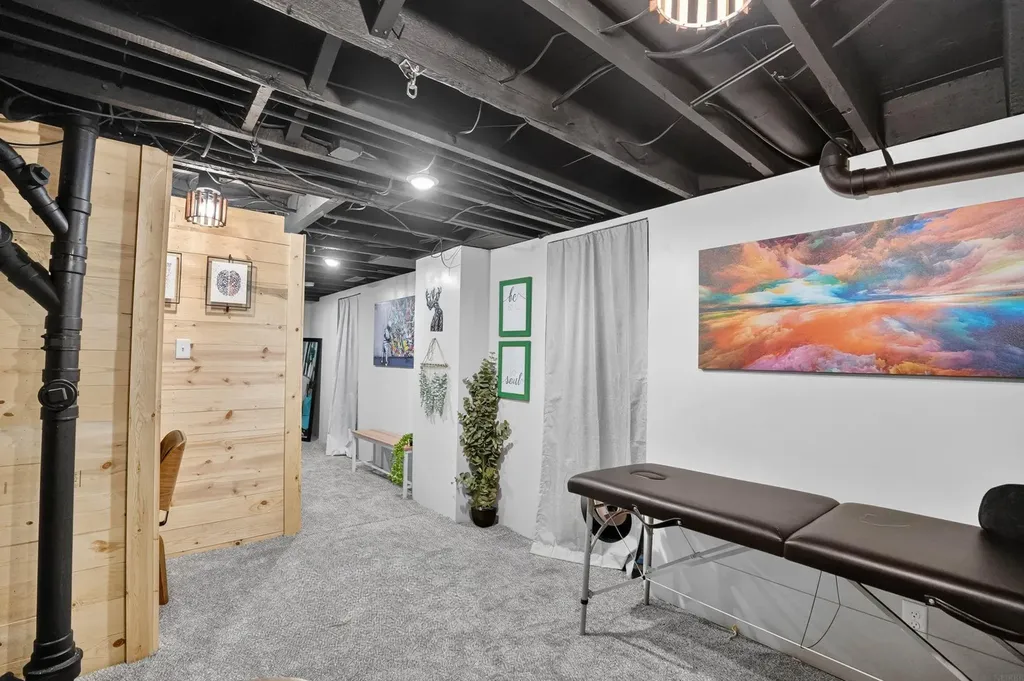 1703 Clay Street Cedar Falls IA 50613
