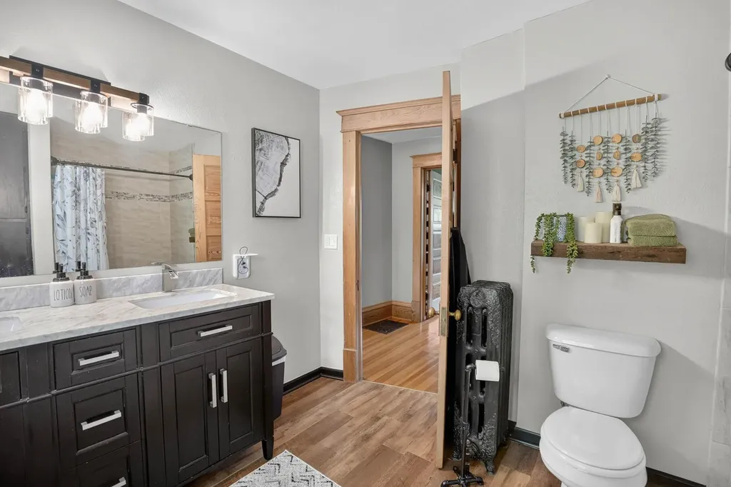1703 Clay Street Cedar Falls IA 50613