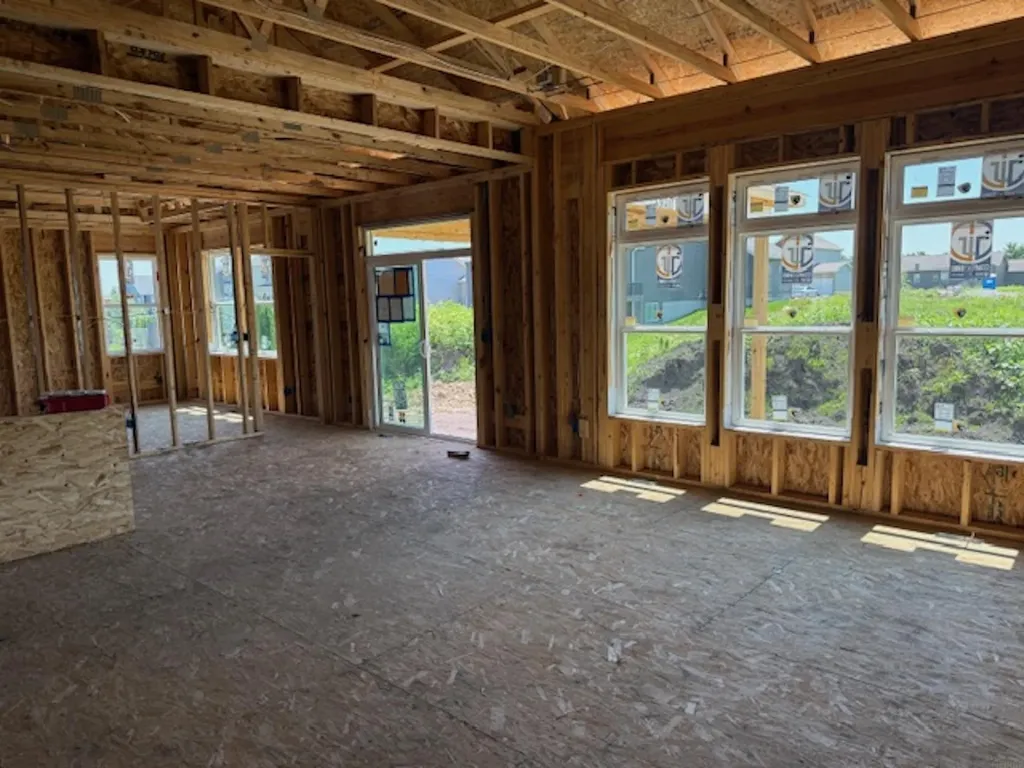 2736 Amber Valley Road Cedar Falls IA 50613