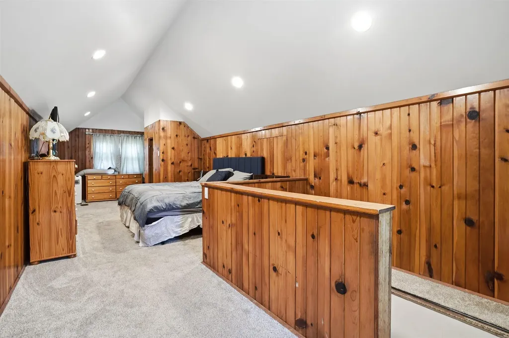 700 Cornwall Avenue Waterloo IA 50702