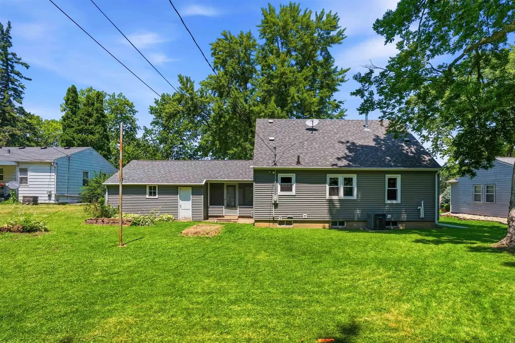 700 Cornwall Avenue Waterloo IA 50702