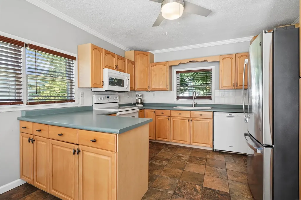 1001 Kimball Avenue Waterloo IA 50702