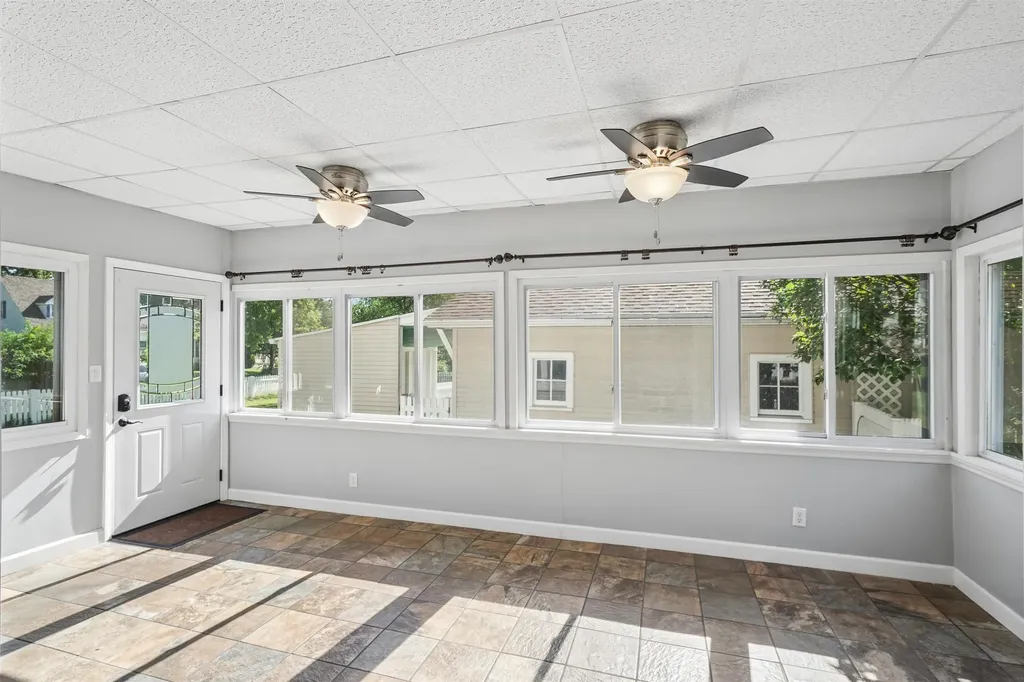 1001 Kimball Avenue Waterloo IA 50702