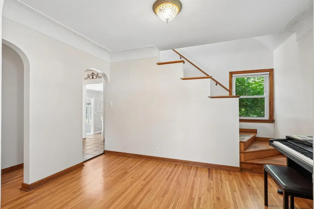 1001 Kimball Avenue Waterloo IA 50702
