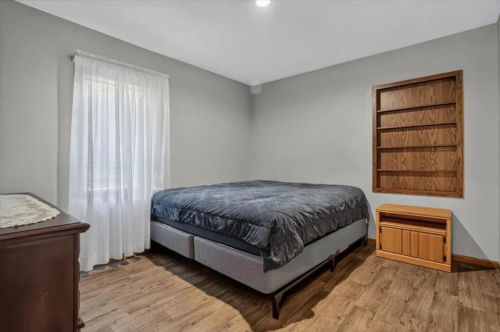 125 Linwood Street Waterloo IA 50702