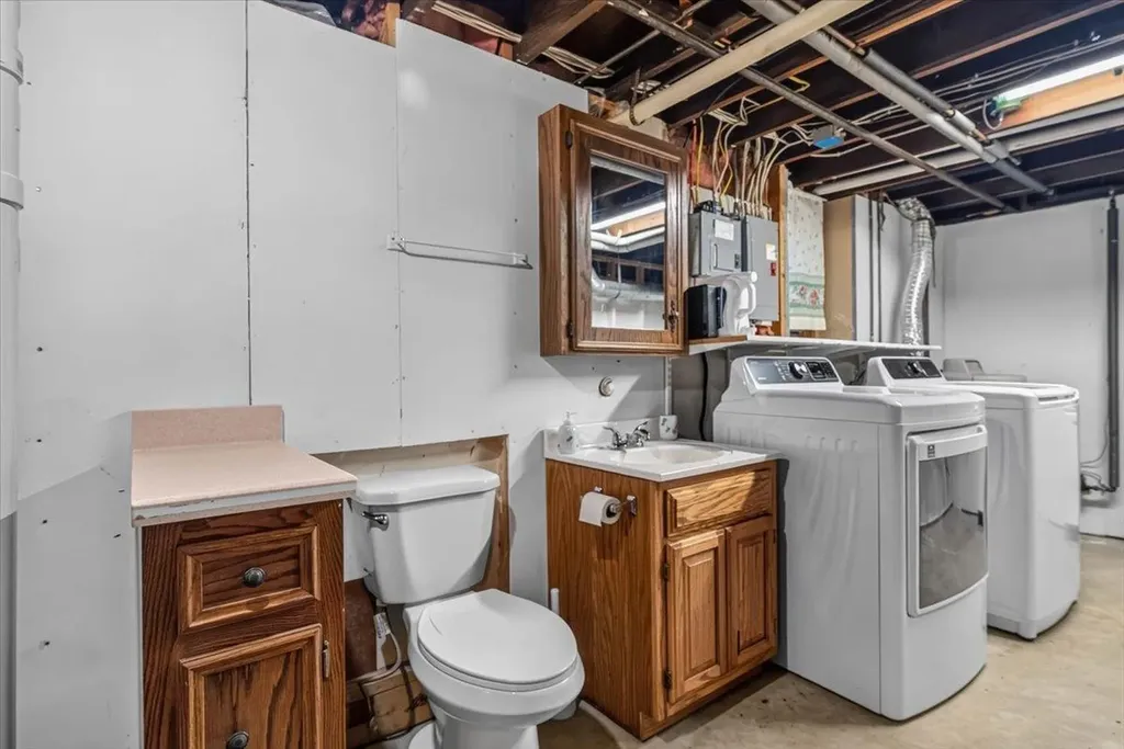 125 Linwood Street Waterloo IA 50702