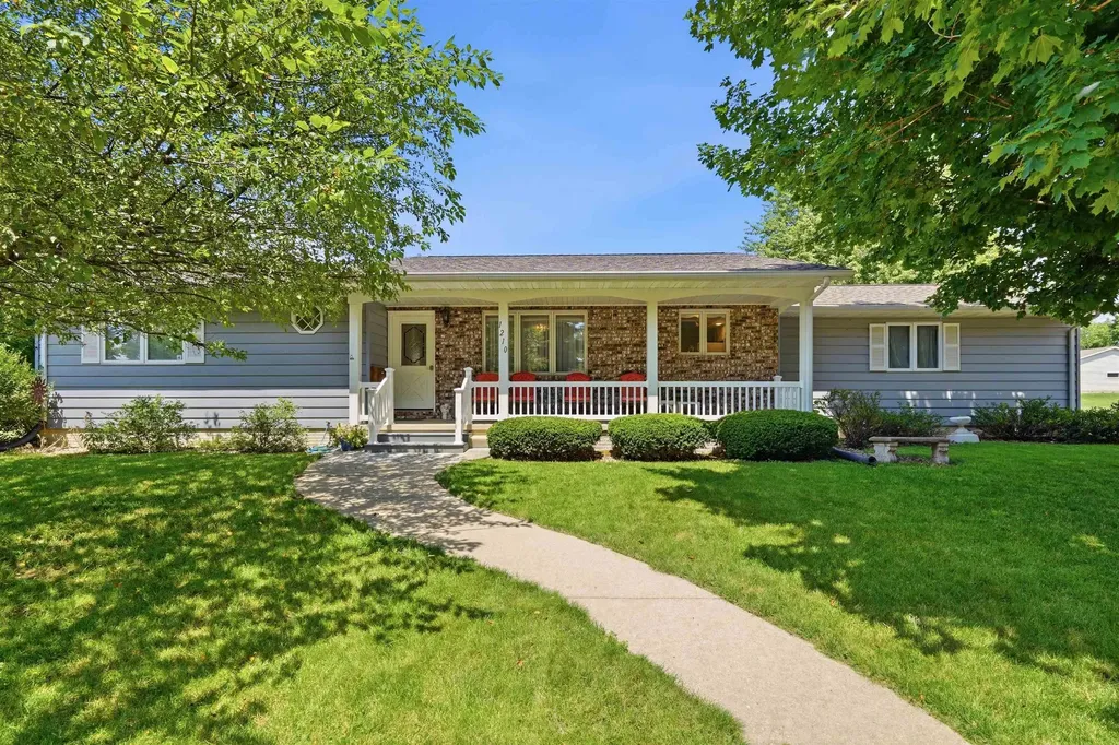 1210 NE 4th Street Independence IA 50644