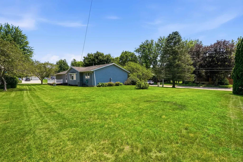 1210 NE 4th Street Independence IA 50644