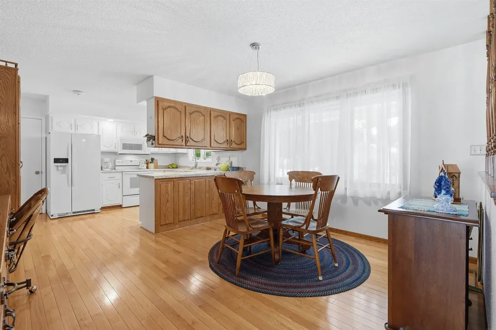 1210 NE 4th Street Independence IA 50644