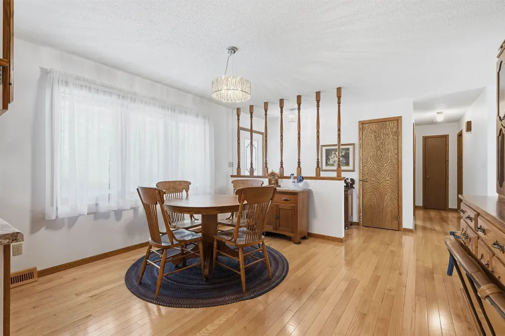 1210 NE 4th Street Independence IA 50644