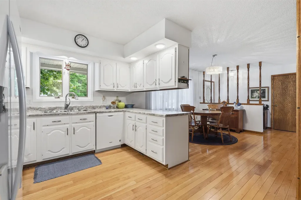 1210 NE 4th Street Independence IA 50644
