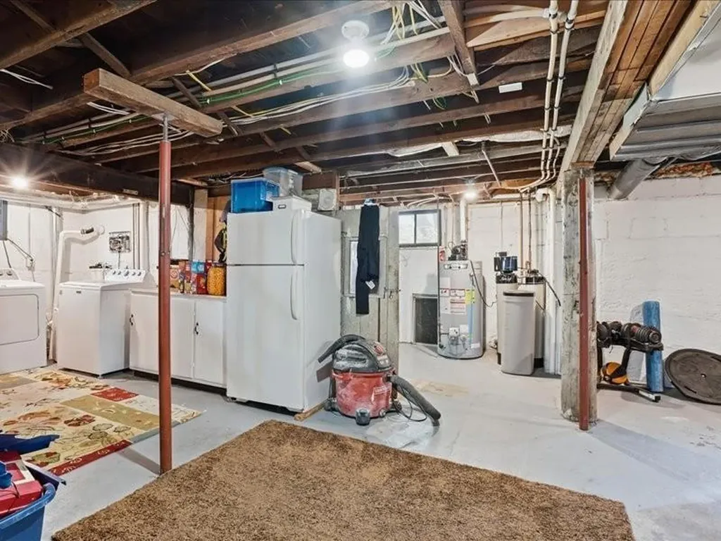 4245 W 4th Street Waterloo IA 50701