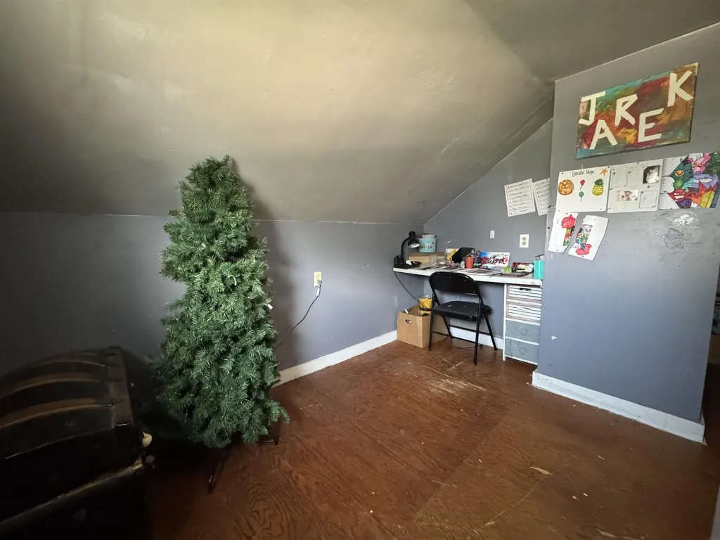 15469 County Home Road E23 Anamosa IA 52205