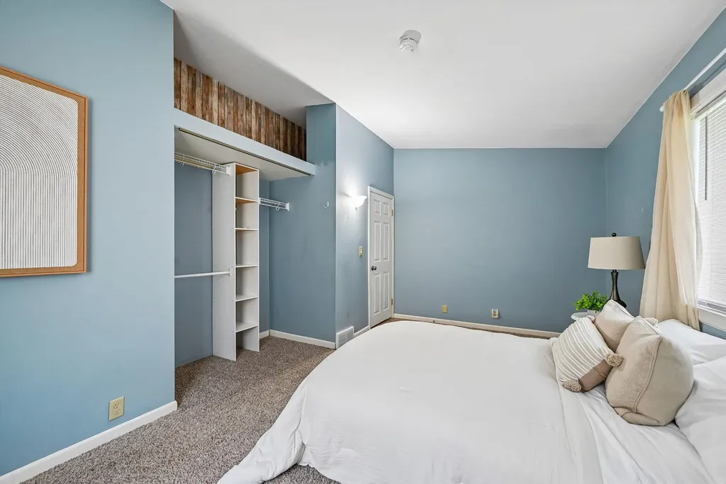 3729 NE Northwood Drive Cedar Rapids IA 52402