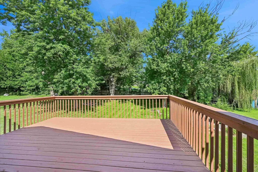 3729 NE Northwood Drive Cedar Rapids IA 52402