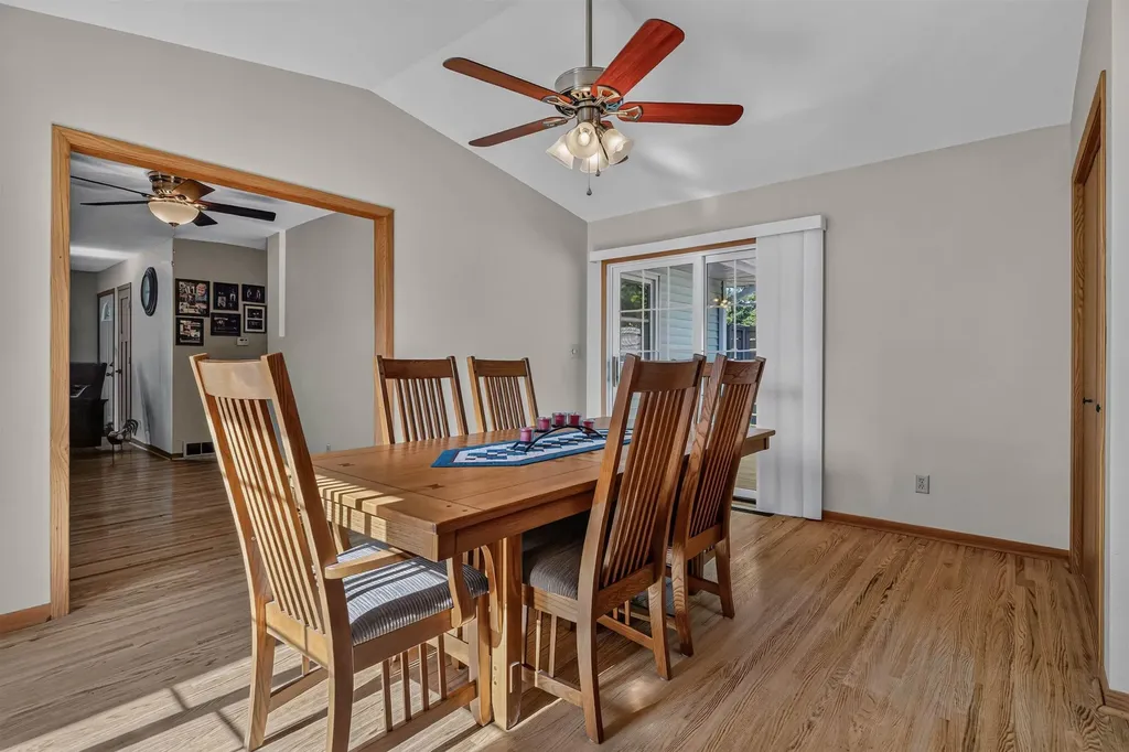 1030 Downing Avenue Waterloo IA 50701