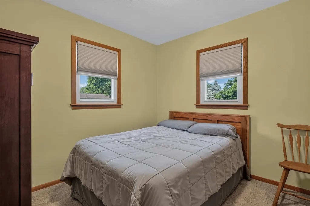 1030 Downing Avenue Waterloo IA 50701