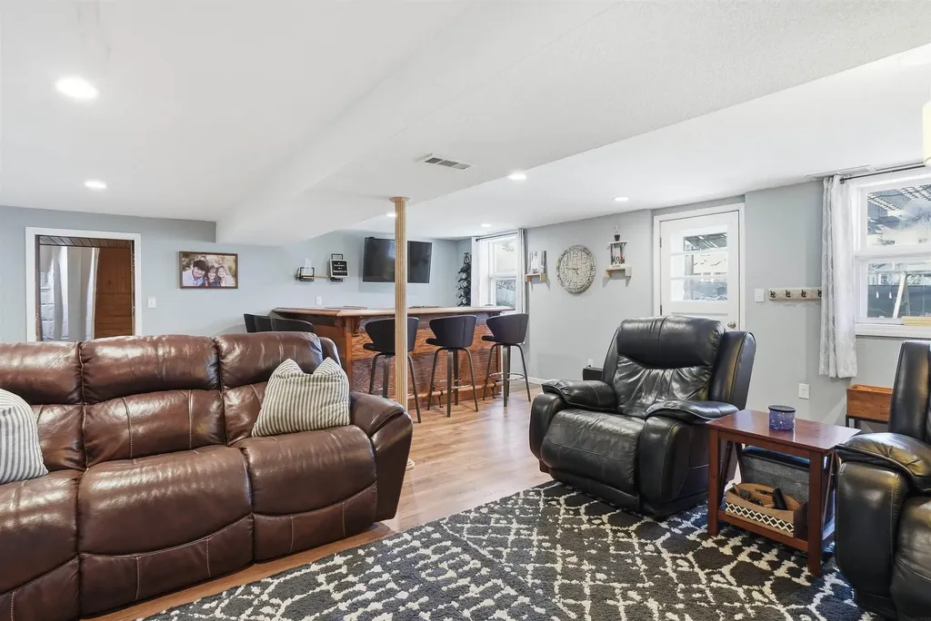 1509 W 8th Street Cedar Falls IA 50613