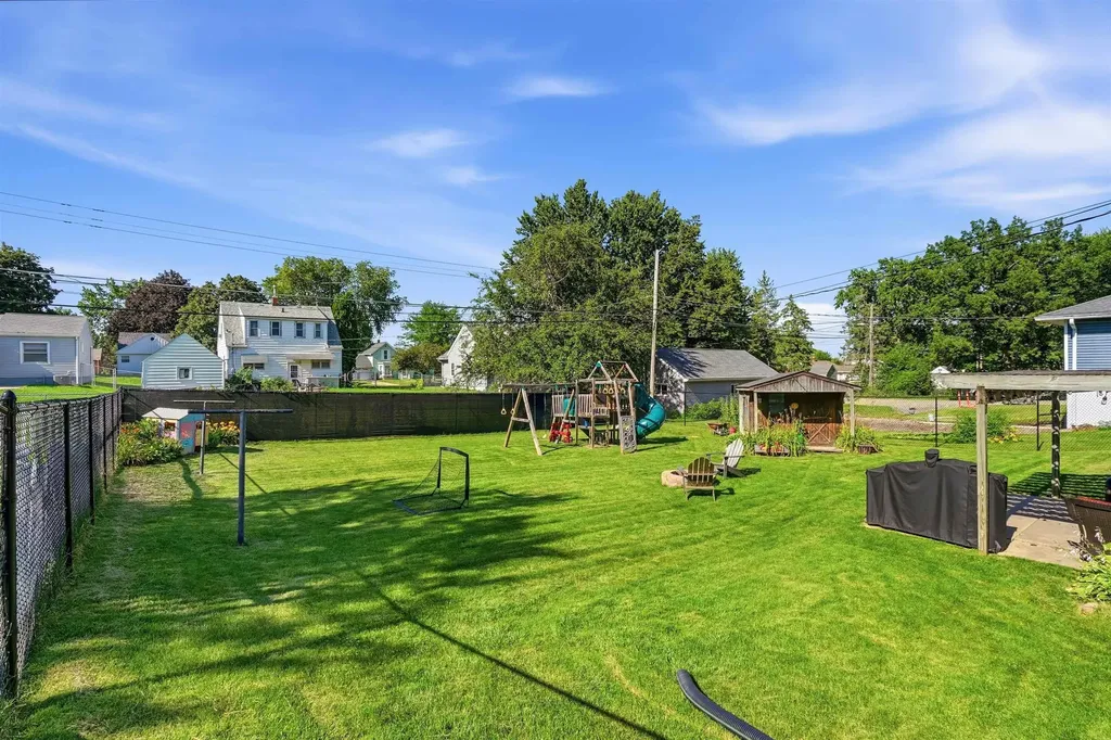 1509 W 8th Street Cedar Falls IA 50613