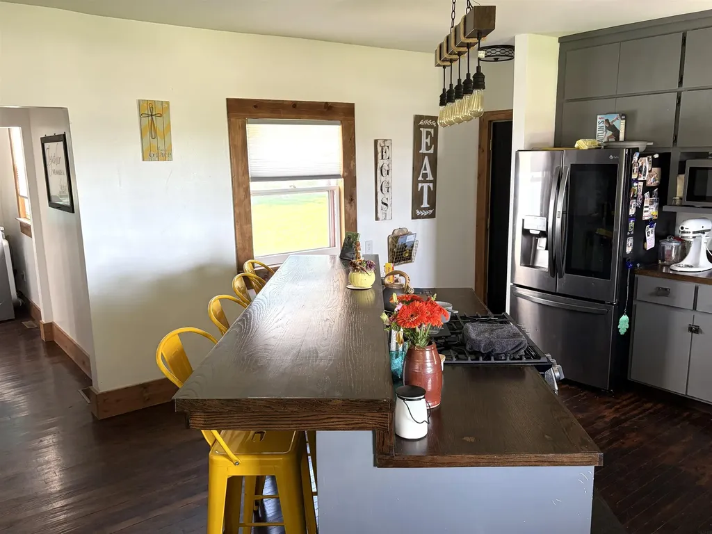 14798 Co Hwy S56 Ackley IA 50601
