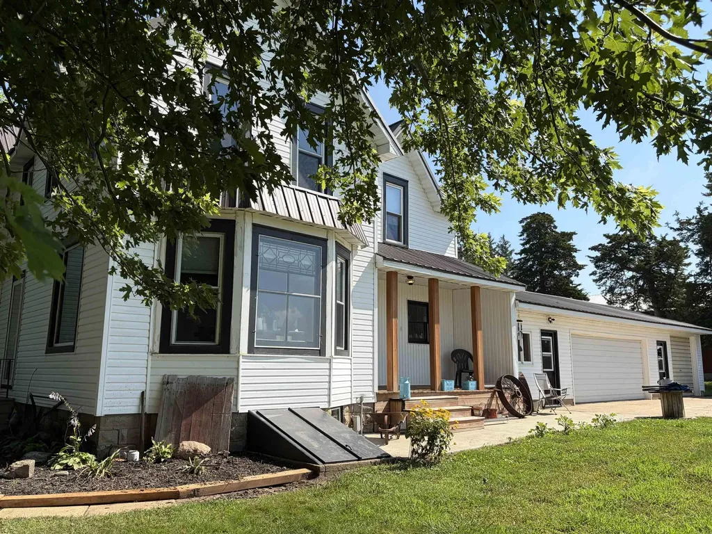 14798 Co Hwy S56 Ackley IA 50601