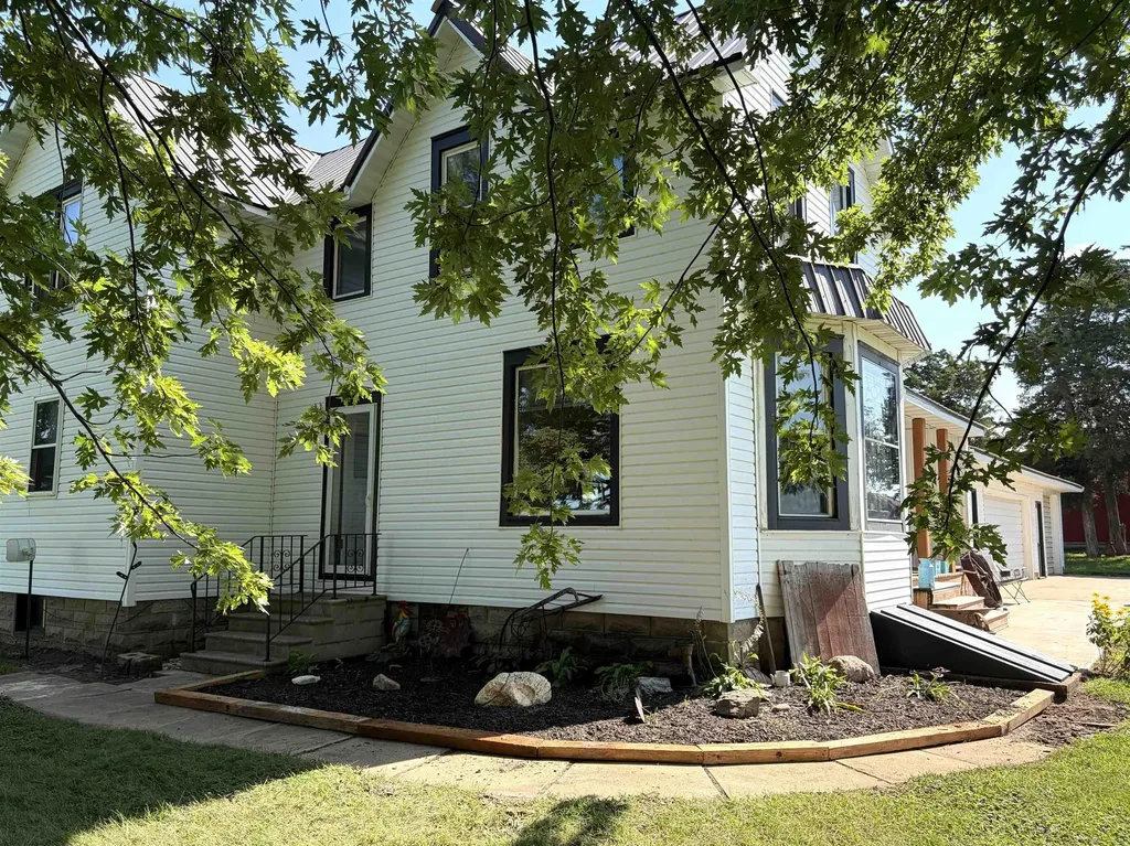 14798 Co Hwy S56 Ackley IA 50601