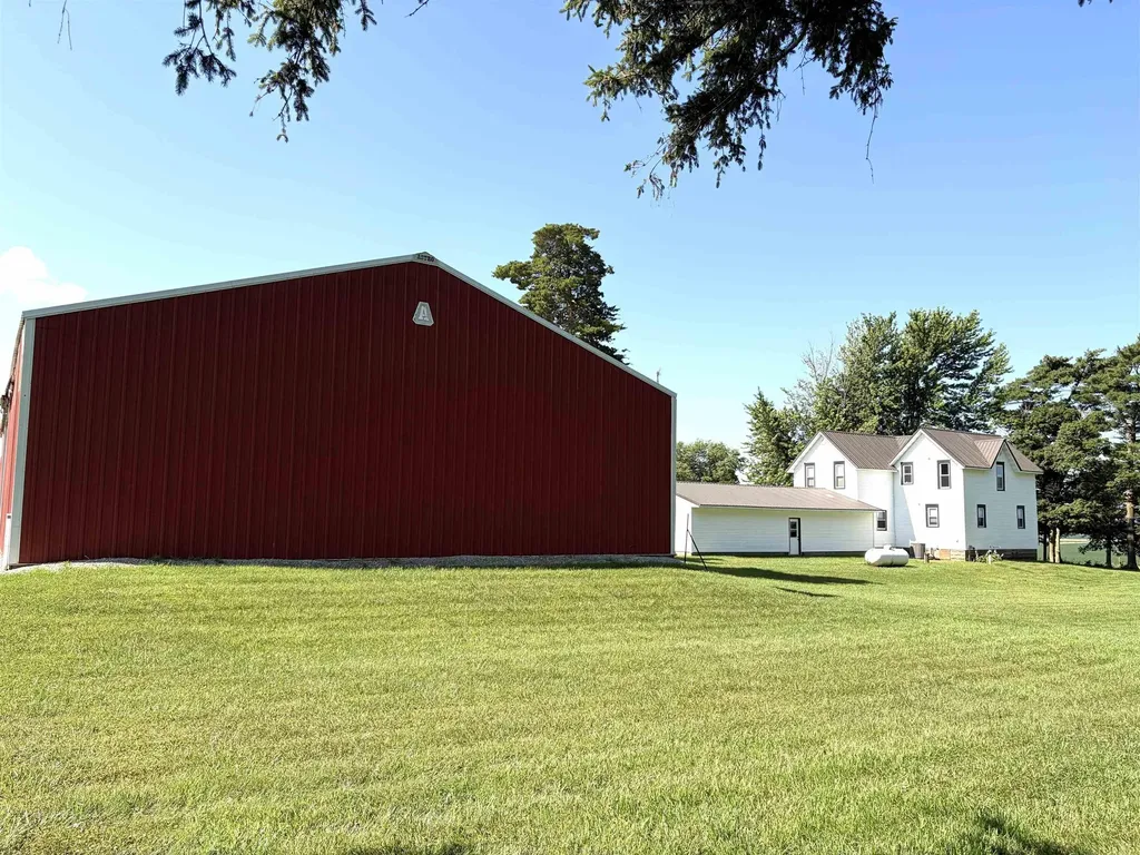 14798 Co Hwy S56 Ackley IA 50601