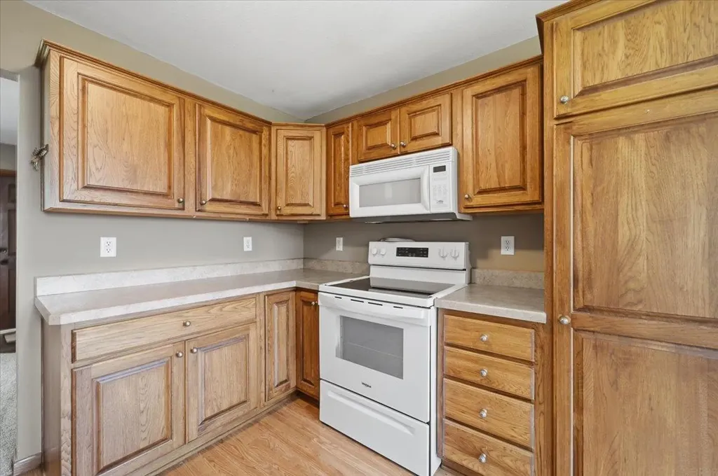 1051 Wisconsin Street Waterloo IA 50702