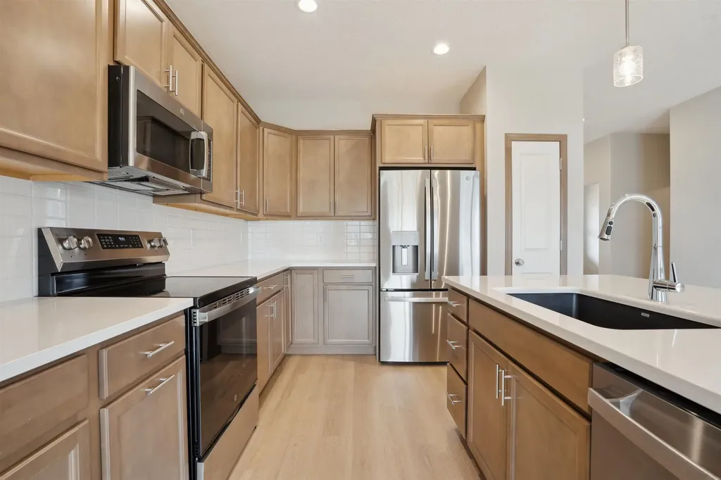 2735 Amber Valley Road Cedar Falls IA 50613