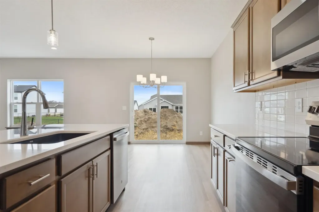 2735 Amber Valley Road Cedar Falls IA 50613