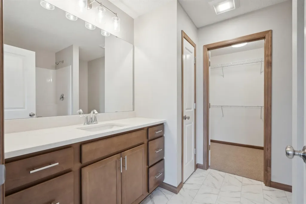 2735 Amber Valley Road Cedar Falls IA 50613