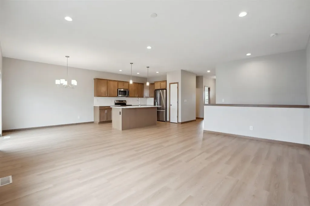 2735 Amber Valley Road Cedar Falls IA 50613