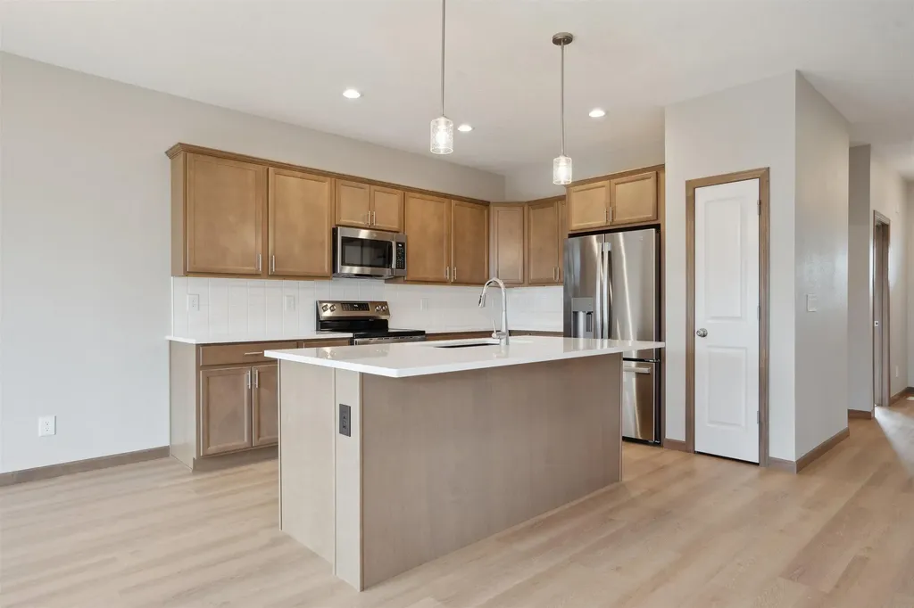 2735 Amber Valley Road Cedar Falls IA 50613