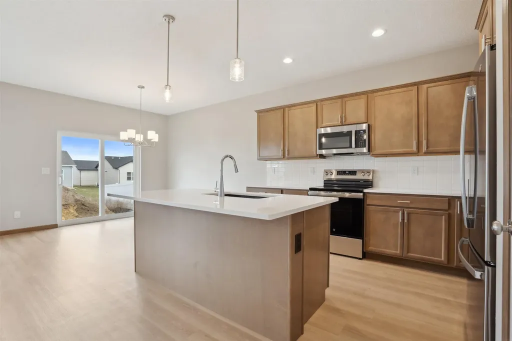 2735 Amber Valley Road Cedar Falls IA 50613