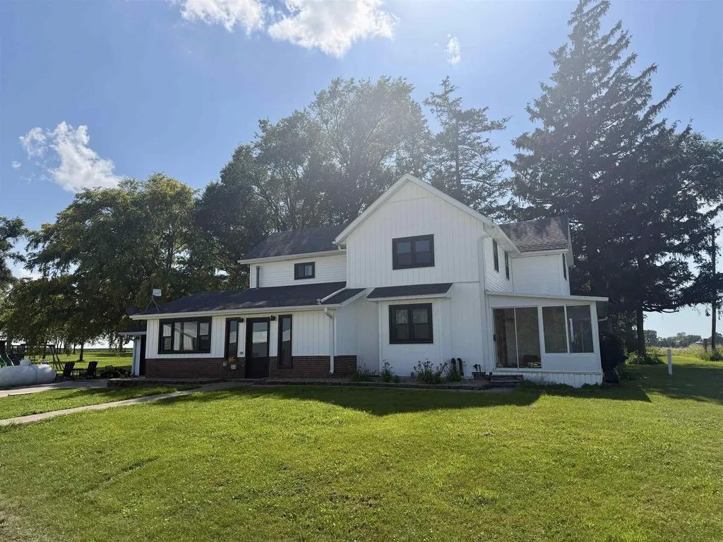 13698 Westbrook Ackley IA 50601