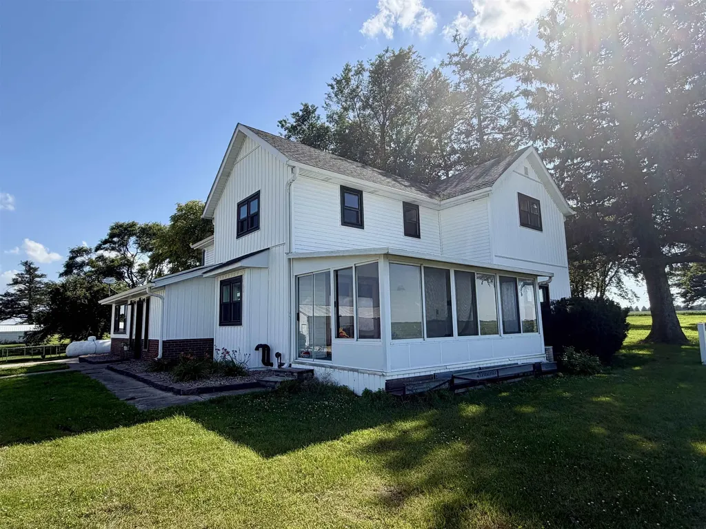 13698 Westbrook Ackley IA 50601