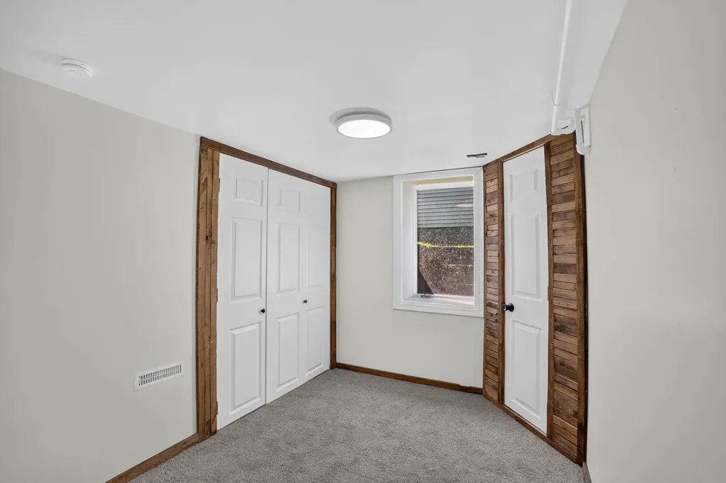 703 Magnolia Parkway Waterloo IA 50701