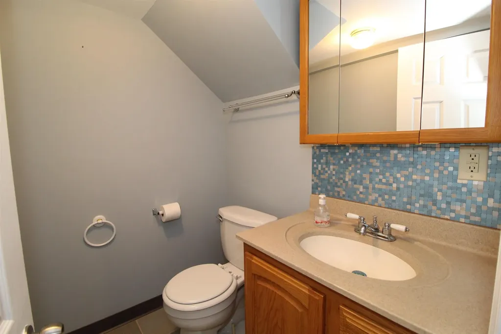 1166 Easton Avenue Waterloo IA 50702