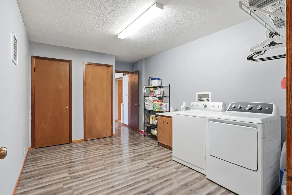 835 Volney Road Monona IA 52159