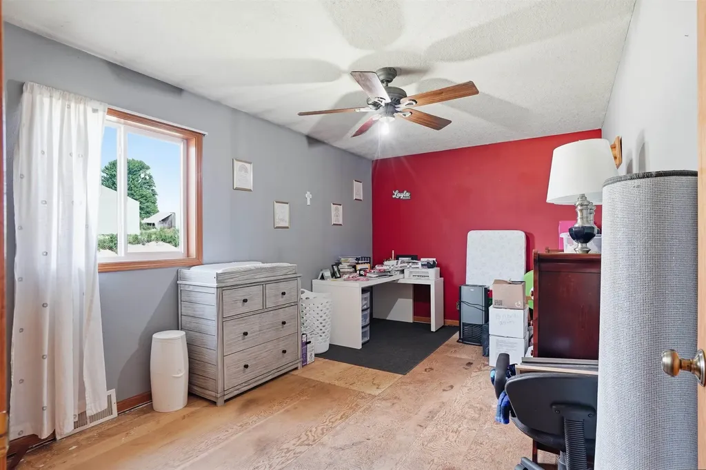 835 Volney Road Monona IA 52159