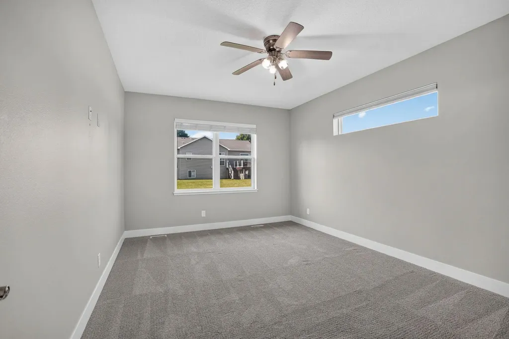 2224 Vera Way Cedar Falls IA 50613