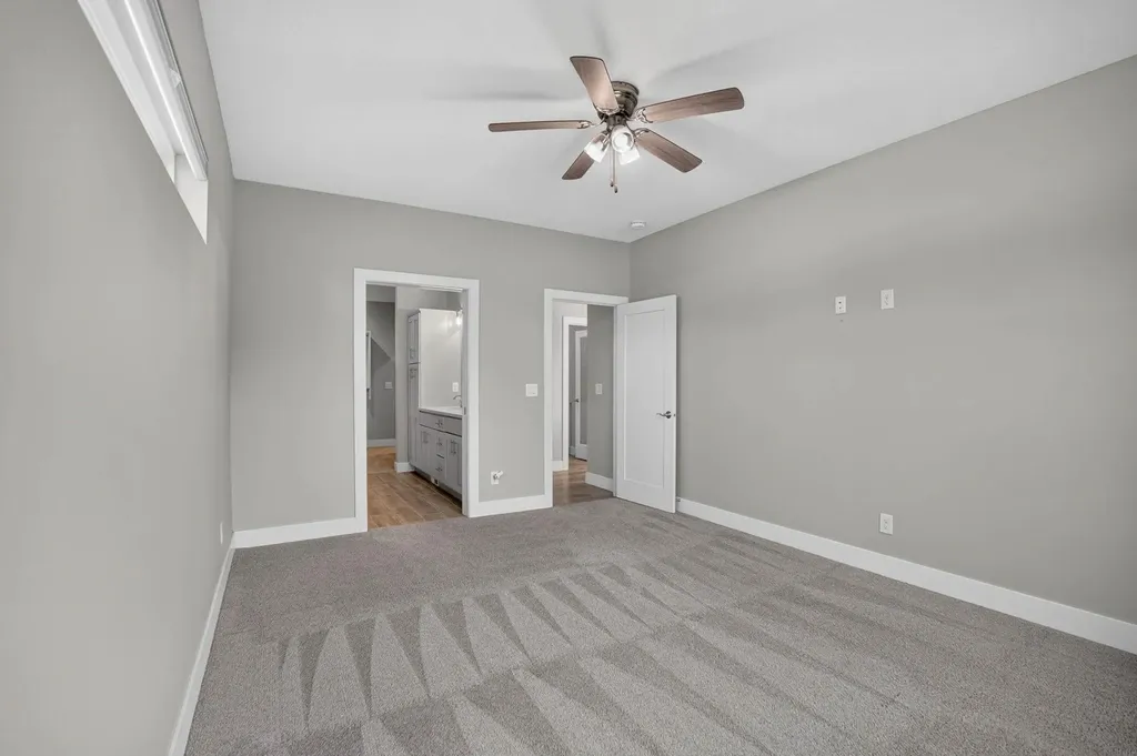 2224 Vera Way Cedar Falls IA 50613