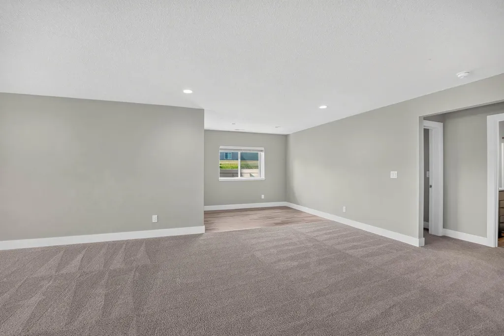 2224 Vera Way Cedar Falls IA 50613